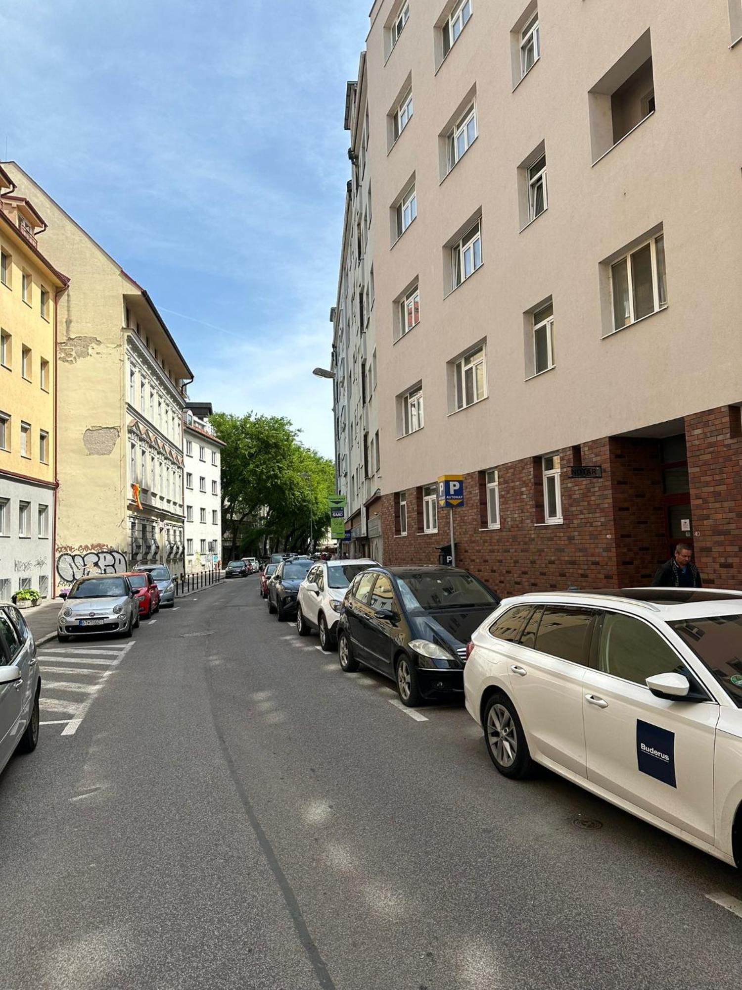 Apartment Adele - Old Town ブラチスラヴァ エクステリア 写真